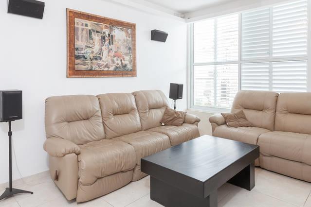 Vip Apartment Bat Yam Rom bilde